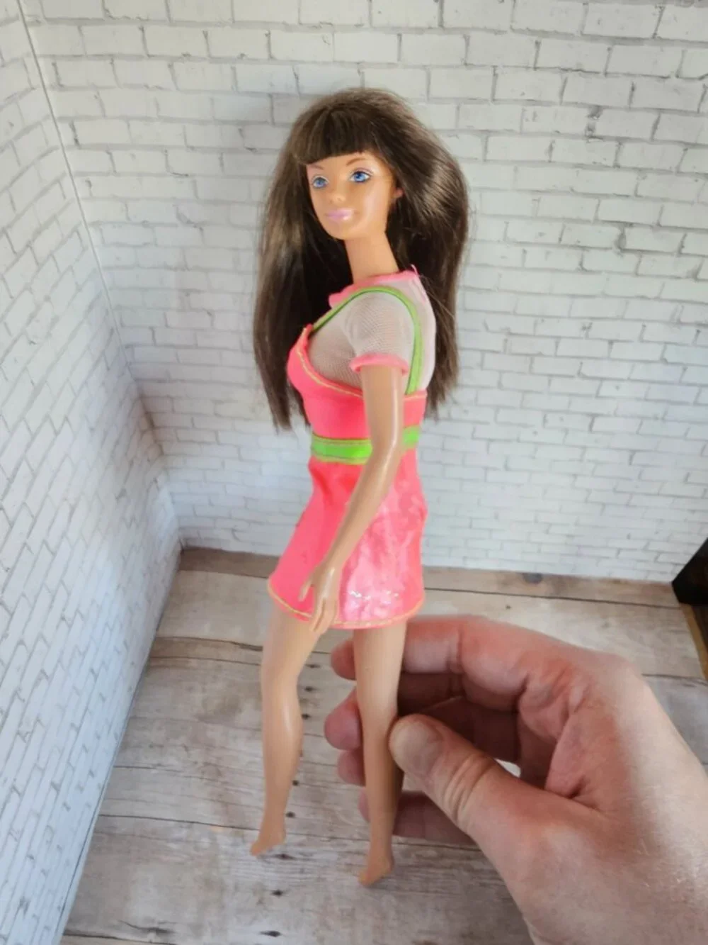 Mattel Barbie Sticker Craze Doll Early 2000s Brunette Pink Dress Y2K Blue Eyes